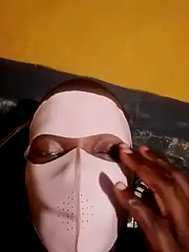 Chat XXX ao vivo de HornyAss_Bitch