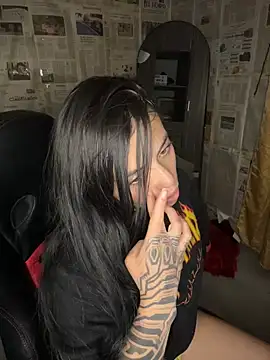 Chat XXX en directo de i_am_nina_