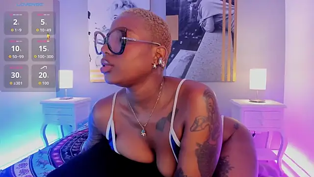 KenyaMystic's Live XXX Chat