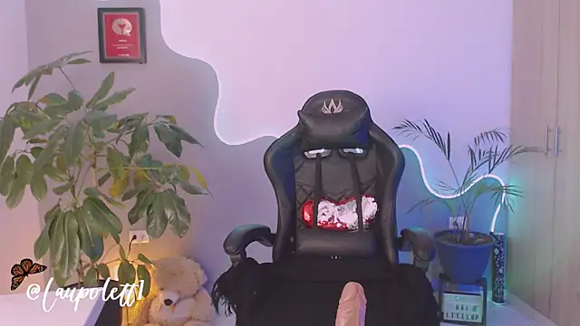 LauPolett's Live XXX Chat