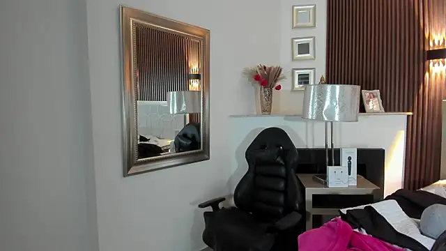 LuluBeerry Adlı Modelin Canlı XXX Sohbeti