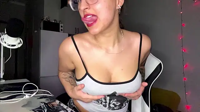 Mlacutehere Webcamshow