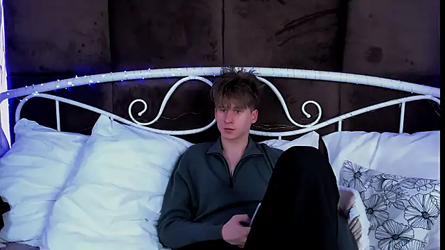 Онлайн чат XXX ScottPierce