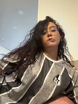 Онлайн чат XXX kittysophie_