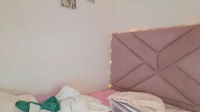 eva_sin18 Adlı Modelin Canlı XXX Sohbeti