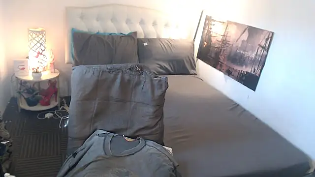 NinaDOM4CUM Chat XXX in diretta