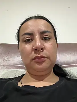 Abril_Luv's Live XXX Chat