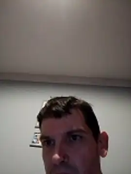 Chatroom XXX en direct de Hixxy_1025