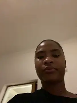 _Fifi's Live XXX Chat