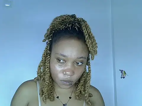 Anselma_ Adlı Modelin Canlı XXX Sohbeti