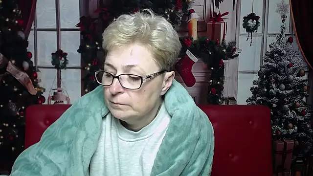 EmiliaGree live XXX chat