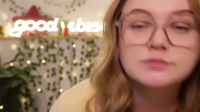 Živý XXX chat MonicaAsis