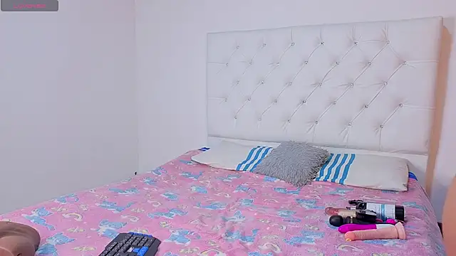 Онлайн чат XXX megan_stathann