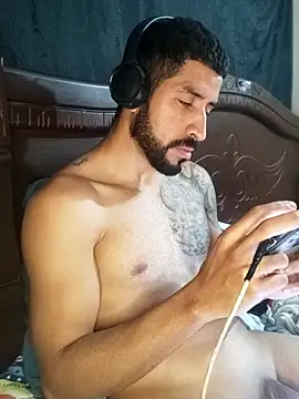 Pokazy przed kamerką – Alexsexygamer