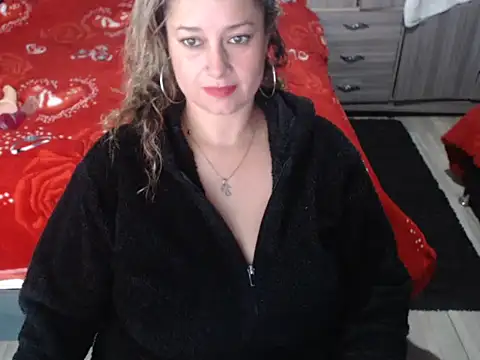 دردشة Brenda_bigtitis الجنسية المباشرة