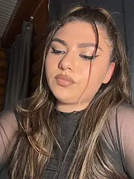 IvyDesire Live XXX Chat