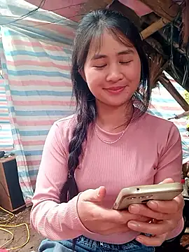 Him_MountainGirl Show Webcam