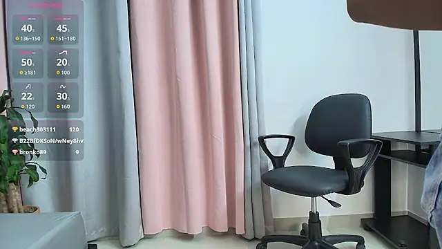 saray_reesee's Live XXX Chat