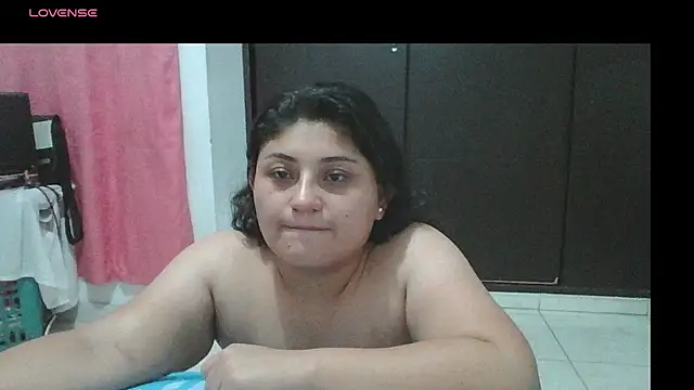 Chat XXX ao vivo de Mia_Hornyxxx