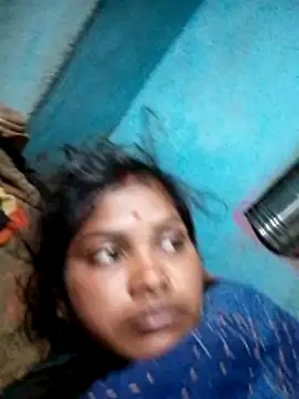 Poojaxx56's Webcam Show