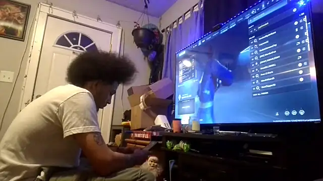 bigdickjojo69: онлайн-секс-чат