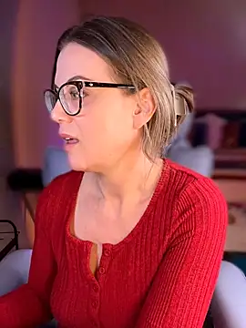 MaiseKnox Chat XXX in diretta