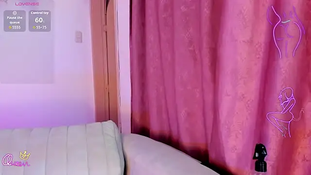 دردشة Mia-Bloom الجنسية المباشرة