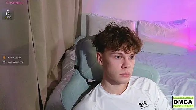 Chat XXX ao vivo de cute_thomas