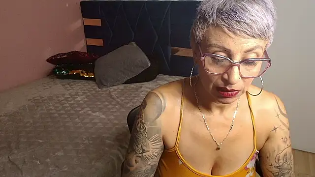 Charlotte__Gray: онлайн-секс-чат