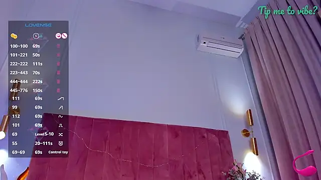 Mayzzie: απευθείας συνομιλία ΧΧΧ