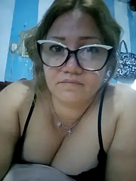 Carlotaazul 即時 XXX 聊天