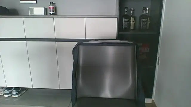 nole_china7 Show in webcam