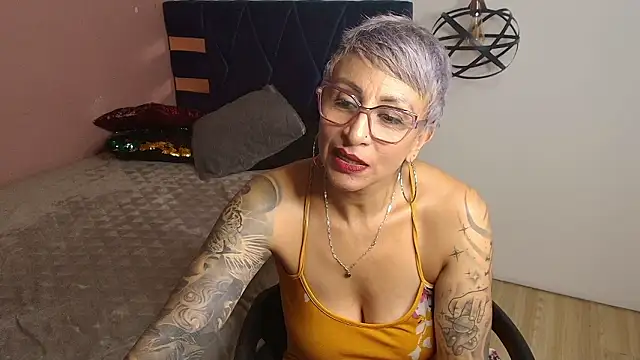 Charlotte__Gray: онлайн-секс-чат