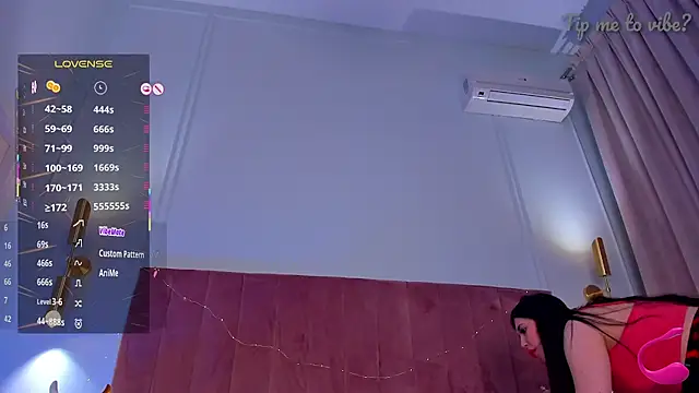 Mayzzie: απευθείας συνομιλία ΧΧΧ