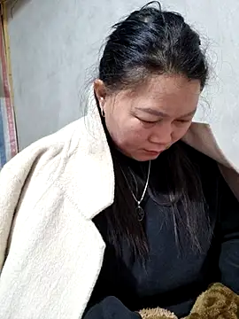 yoowwmr's Webcam Show