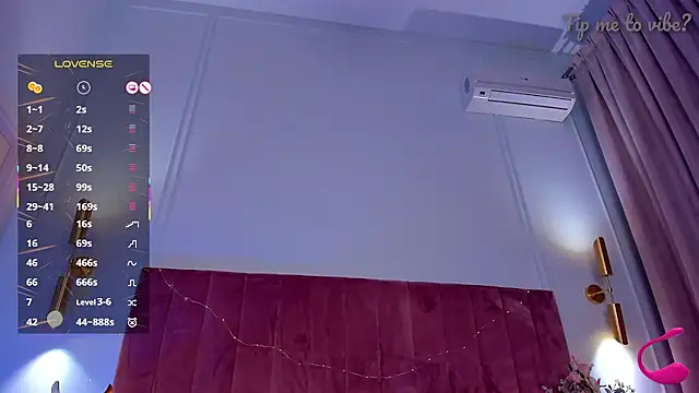 Mayzzie's Live XXX Chat