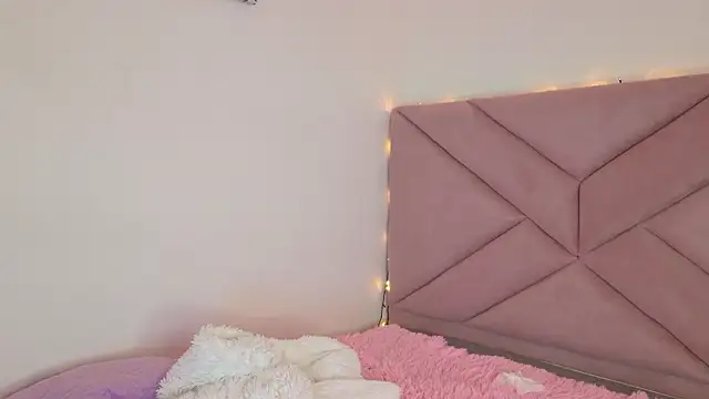 eva_sin18's Live XXX Chat