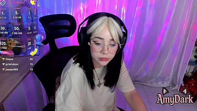 XXX chat uživo modela _AmyDark