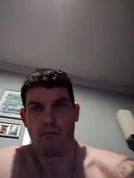 Hixxy_1025's Live XXX Chat