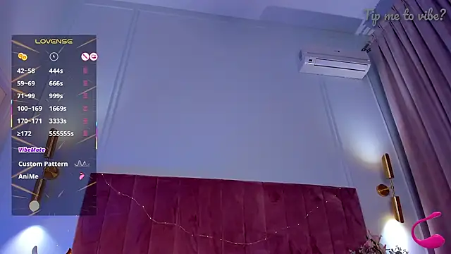 Mayzzie's Live XXX Chat