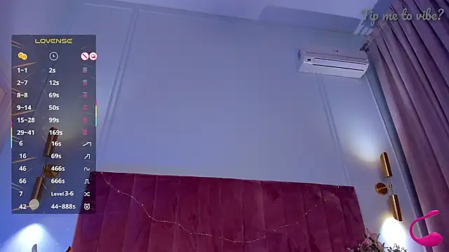 Mayzzie's Live XXX Chat