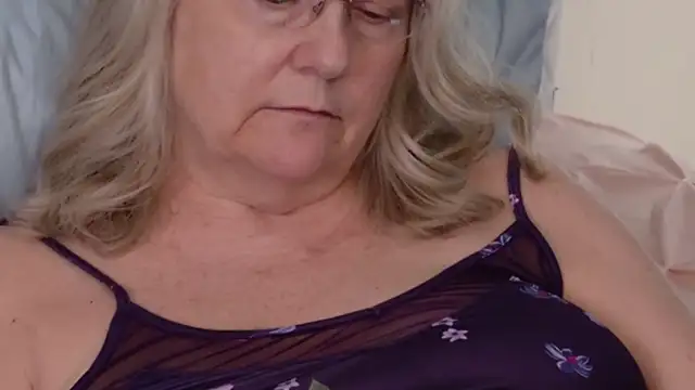 Kaitlyn_Winters élő XXX-chatje