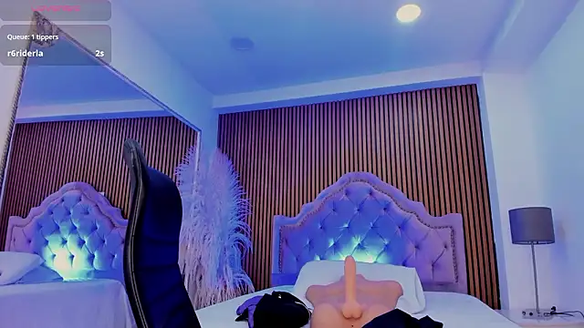 SelenaStonneのライブXXXチャット