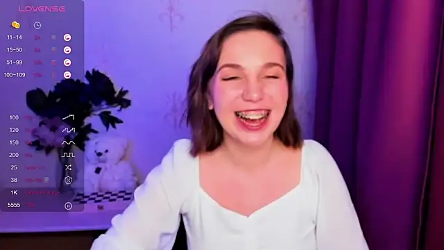 KindHazelHere_: онлайн-секс-чат