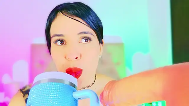 Czat XXX na żywo – CharlootteEvans