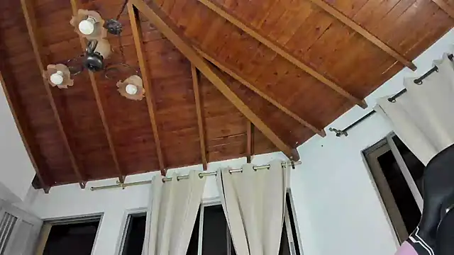 دردشة IsaFontanna الجنسية المباشرة