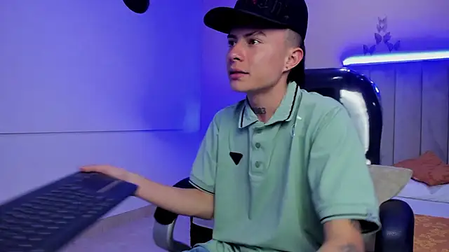 Онлайн чат XXX Nascary_Fox