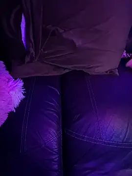 Вебкам-шоу mmmminaDarling