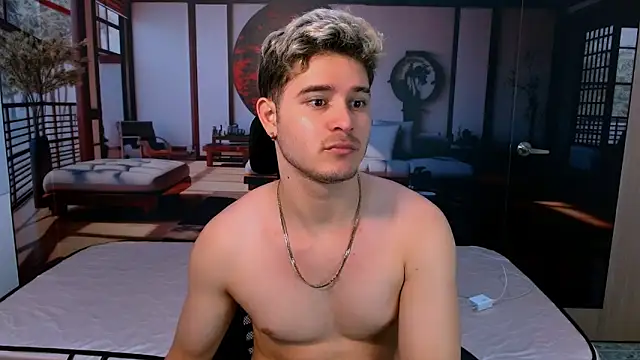 RayanLynxx Live XXX-chat