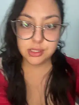 Chat XXX en directo de MileyGia